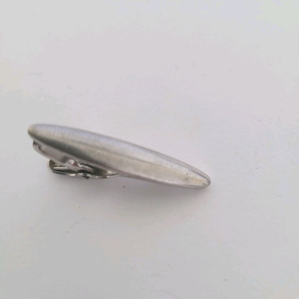 Silver Tone Tie Bar Clip Tac Clasp Oval Retro Vintage Logo Unbranded Small